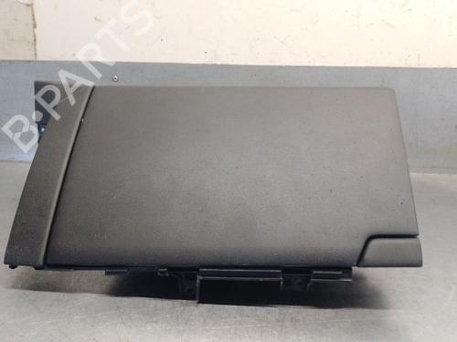 Boîte à gants KIA EV6 (CV) 77 (228 hp) 30177727