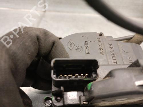Front right lock RENAULT MASTER III Van (FV) 2.3 dCi 130 FWD (FV0M, FV0Y, FV0J, FV02, FV03) | BP33755885C97 - Image 5
