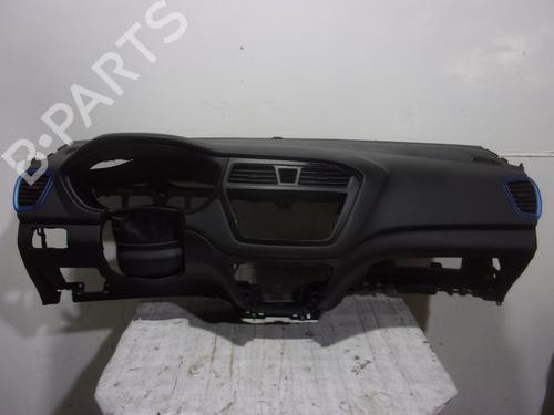 Used Dashboard HYUNDAI i20 II (GB, IB) 1.2 (84 hp) 16136204