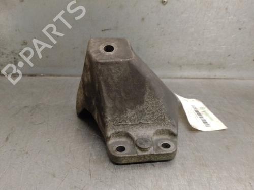 Used Engine mount Engine mount BMW 5 Touring (F11) 520 d (163 hp) 39713538 39713538