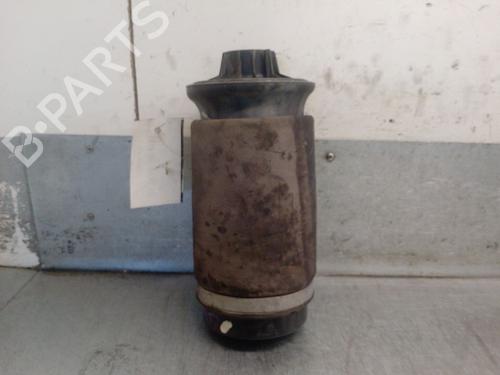 Used Right rear shock absorber Right rear shock absorber MERCEDES-BENZ GLE (W166) 350 d 4-matic (166.024) (258 hp) 39976005 39976005