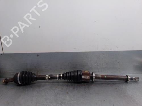 Used Right front driveshaft RENAULT SCÉNIC II (JM0/1_) 1.6 16V (JM1R) (112 hp) 30377454