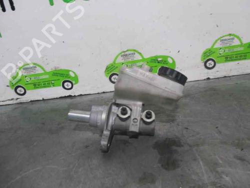 Used Brake master cylinder PEUGEOT 107 (PM_, PN_) 1.4 HDi (54 hp) 2724714