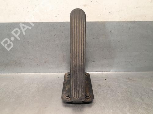 Used Pedal Pedal 37028410 37028410