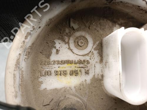 Fuel pump SEAT LEON (1M1) 1.6 16 V | BP31184989M76