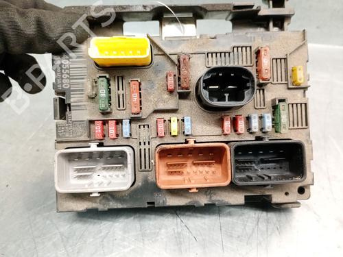 Boîte à Fusibles CITROËN C4 Grand Picasso I (UA_) 2.0 HDi 138 | BP29915788E1 