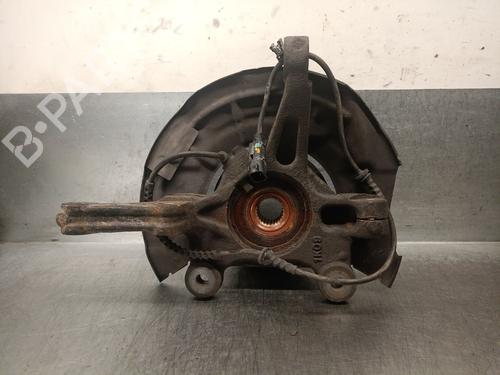 Used Right front steering knuckle CHEVROLET AVEO Hatchback (T300) 1.3 D (75 hp) 29813197