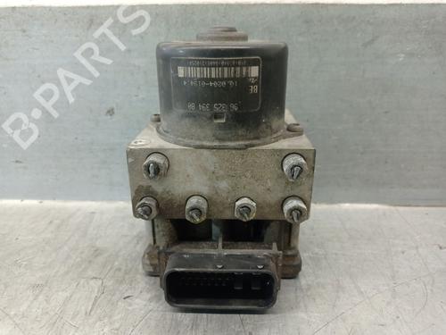 Used ABS pump PEUGEOT 206 CC (2D) 1.6 16V (2DNFUF, 2DNFUR) (109 hp) 27321100