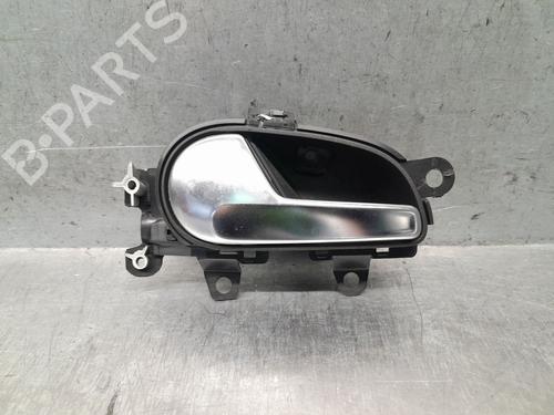 Used Front left interior door handle Front left interior door handle 37447878 37447878