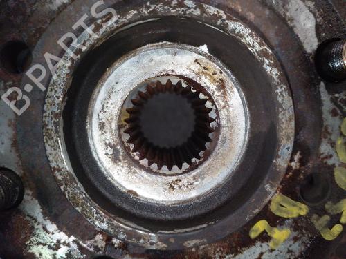Left front steering knuckle VOLVO V40 Estate (645) 2.0 T | BP29395544M25 