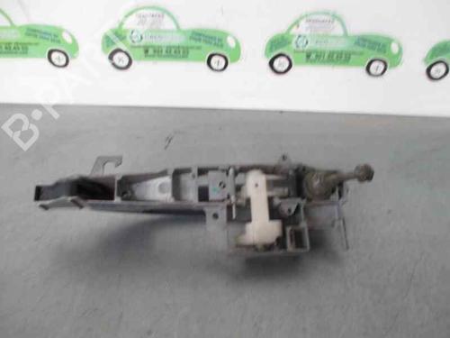 Front left exterior door handle PEUGEOT 407 (6D_) 2.0 HDi 135 (6DRHRH, 6DRHRE, 6DRHRG, 6DRHRJ) | BP2816496C128 