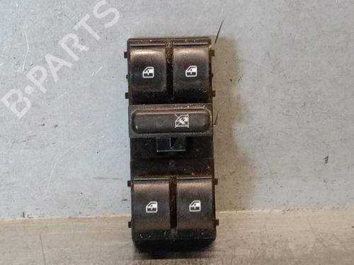 left-front-window-switch-fiat-500l-351_-352_-2012-37430511 main image