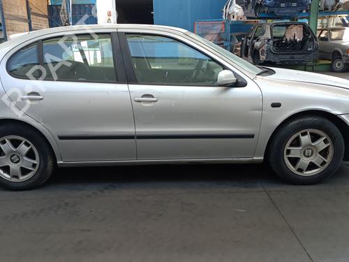 Headlight switch SEAT LEON (1M1) 1.9 TDI | BP37992207I24 - Image 7
