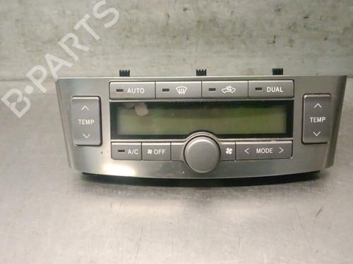 Used Climate control TOYOTA AVENSIS Estate (_T25_) 2.0 D-4D (ADT250_, ADT250R) (126 hp) 31320967