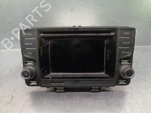 Used Radio VW POLO V (6R1, 6C1) 1.4 (6R1) (85 hp) 17645955