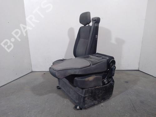 Right front seat RENAULT MASTER III Van (FV) 2.3 dCi 150 FWD (FV0F, FV03, FV09) | BP38992846C16 - Image 3
