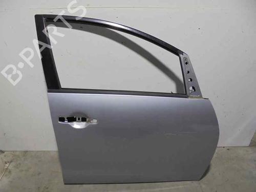 Used Right front door MITSUBISHI GRANDIS (NA_W) [2003-2011]  8187820