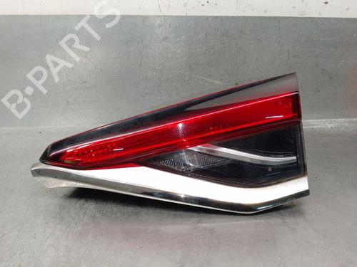 Used Right tailgate light Right tailgate light TOYOTA COROLLA Saloon (_E21_) 1.8 VVTi Hybrid (ZWE211, MZEA12) (98 hp) 34704525 34704525