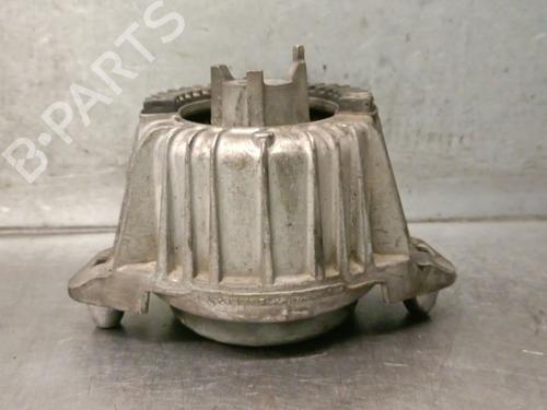Support de moteur MERCEDES-BENZ C-CLASS (W204) C 220 CDI (204.008) (170 hp) 30838207