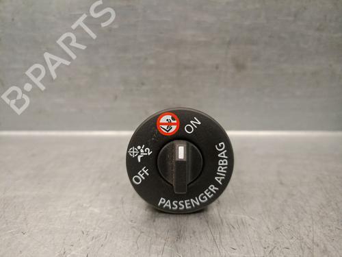 Used Switch DACIA DUSTER (HM_) 1.6 SCe 115 (HMM1) (115 hp) 25454377