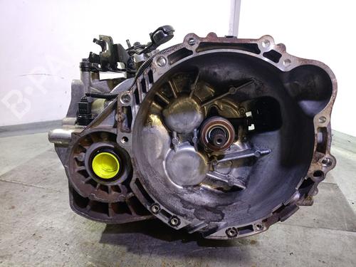 Used Gearbox HYUNDAI SONATA V (NF) 2.0 CRDi (140 hp) 24429545