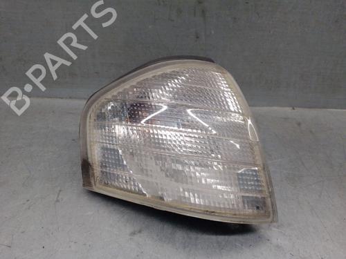 Used Right front indicator MERCEDES-BENZ C-CLASS (W202) C 180 (202.018) (122 hp) 31623287
