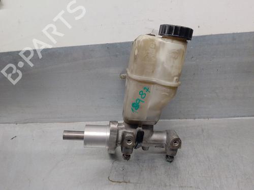 Used Brake master cylinder PEUGEOT 407 (6D_) 2.0 HDi 135 (6DRHRH, 6DRHRE, 6DRHRG, 6DRHRJ) (136 hp) 15674138