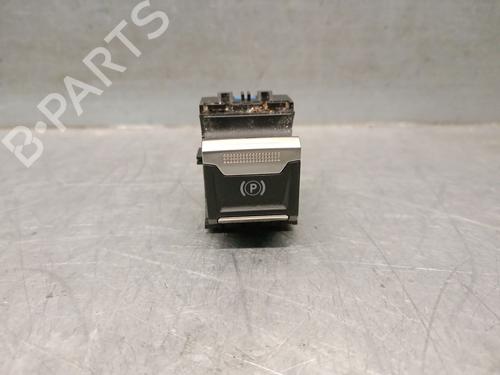 Used Hand brake PEUGEOT 3008 II SUV (MC_, MR_, MJ_, M4_) 1.2 THP/ PureTech 130 (MRHNSM, MRHNSU, MRHNSJ, MRHNYW,... (131 hp) 30711044