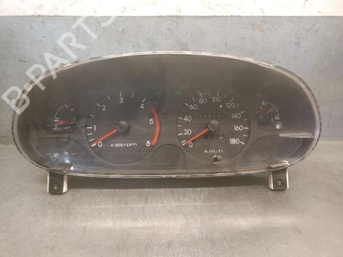 Cockpit HYUNDAI H-1 / STAREX Bus (A1) 2.5 TCi (99 hp) 21578103