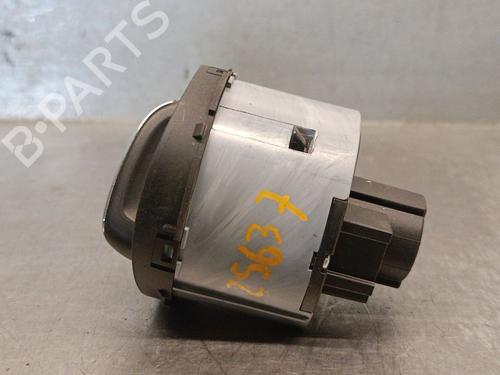 Headlight switch SKODA SUPERB II (3T4) 1.6 TDI | BP36779370I24 - Image 2