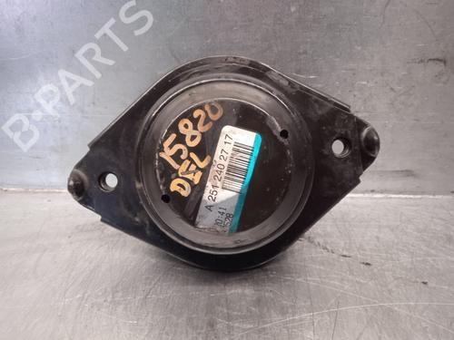 Used Engine mount MERCEDES-BENZ R-CLASS (W251, V251) [2005-2017]  10779494