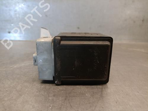 Used Electronic module Electronic module RENAULT CAPTUR I (J5_, H5_) 1.5 dCi 90 (J5N4, J5M5, J5MW, J5M6, J5AL, J5AJ) (90 hp) 33691788 33691788