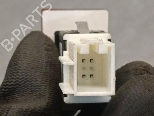 Warning switch SKODA SUPERB II (3T4) 1.6 TDI | BP36779372I22 - Image 5