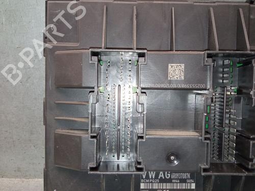 Fuse box SEAT IBIZA IV ST (6J8, 6P8) 1.6 TDI | BP30122010E1