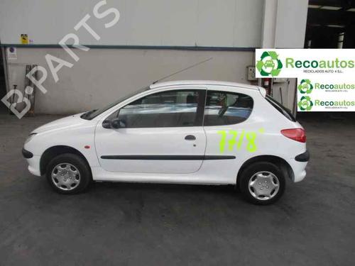 Headlight switch PEUGEOT 206 Hatchback (2A/C) 1.4 i | BP2112865I24 