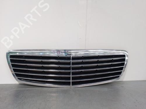 Used Grille MERCEDES-BENZ E-CLASS (W211) E 270 CDI (211.016) (177 hp) 25244274