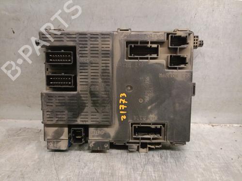 Used Fuse box CITROËN XSARA (N1) 2.0 HDi 90 (90 hp) 23102481