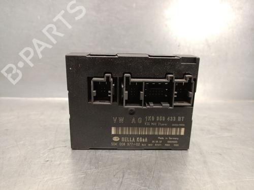 Used Electronic module VW GOLF V (1K1) 1.9 TDI (105 hp) 27524932