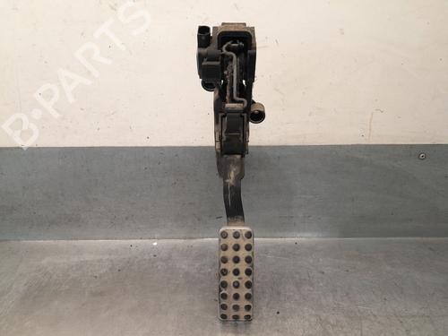 Pedale Pedale MERCEDES-BENZ A-CLASS (W169) A 150 (169.031, 169.331) (95 hp) 36841007 36841007