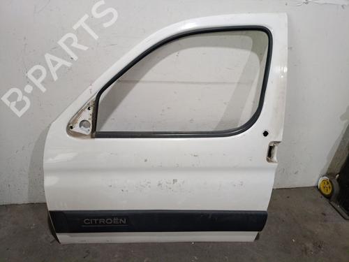 Used Left front door Left front door 37157017 37157017