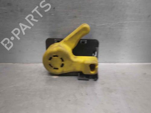 Venstre foran invendig håndtak FORD FOCUS III [2010-2020]  11707489