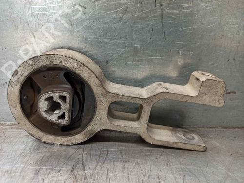 Used Engine mount FIAT GRANDE PUNTO (199_) 1.3 D Multijet (199.AXD11, 199.AXD1A, 199.AXD1B,... (90 hp) 10286193