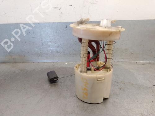 Used Fuel pump FORD FIESTA V (JH_, JD_) 1.4 16V (80 hp) 32390106