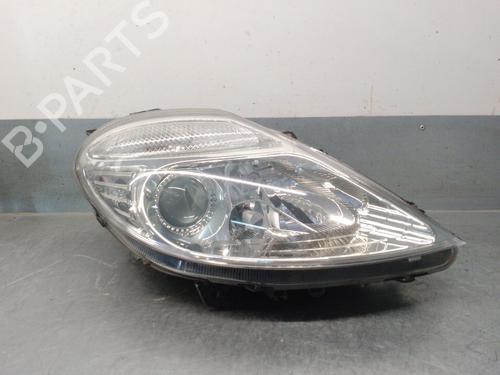 Used Right headlight Right headlight CITROËN C8 (EA_, EB_) 2.2 HDi (128 hp) 33209072 33209072