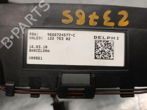 Steering wheel controls PEUGEOT 3008 I MPV (0U_) 1.6 HDi | BP29712459E15