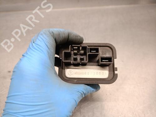 Heater resistor OPEL ZAFIRA A MPV (T98) 2.2 DTI 16V (F75) | BP24844102M108 