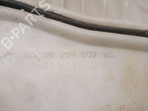 Windscreen washer tank PEUGEOT 3008 II SUV (MC_, MR_, MJ_, M4_) 1.5 BlueHDi 130 | BP24433335C113