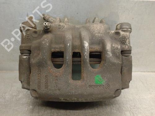 Used Right front brake caliper RENAULT MASTER III Van (FV) 2.3 dCi 125 FWD (FV0C, FV0D, FV0G, FV0H, FV0J, FV0K,... (125 hp) 30098173