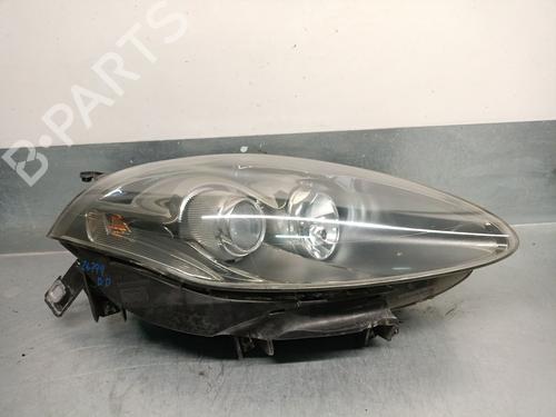 Used Right headlight Right headlight FIAT BRAVO II (198_) 1.6 D Multijet (198AXH1B) (105 hp) 39890616 39890616