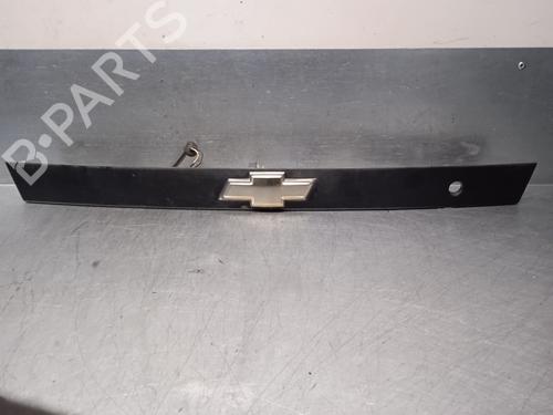 Used Tailgate handle CHEVROLET LACETTI (J200) 1.6 (109 hp) 11758613